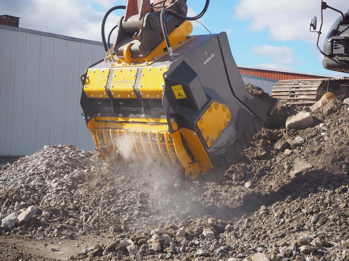 Following the crushing process, the material undergoes a thorough separation from impurities, including steel reinforcements and other foreign substances, ensuring a pure recycled product.